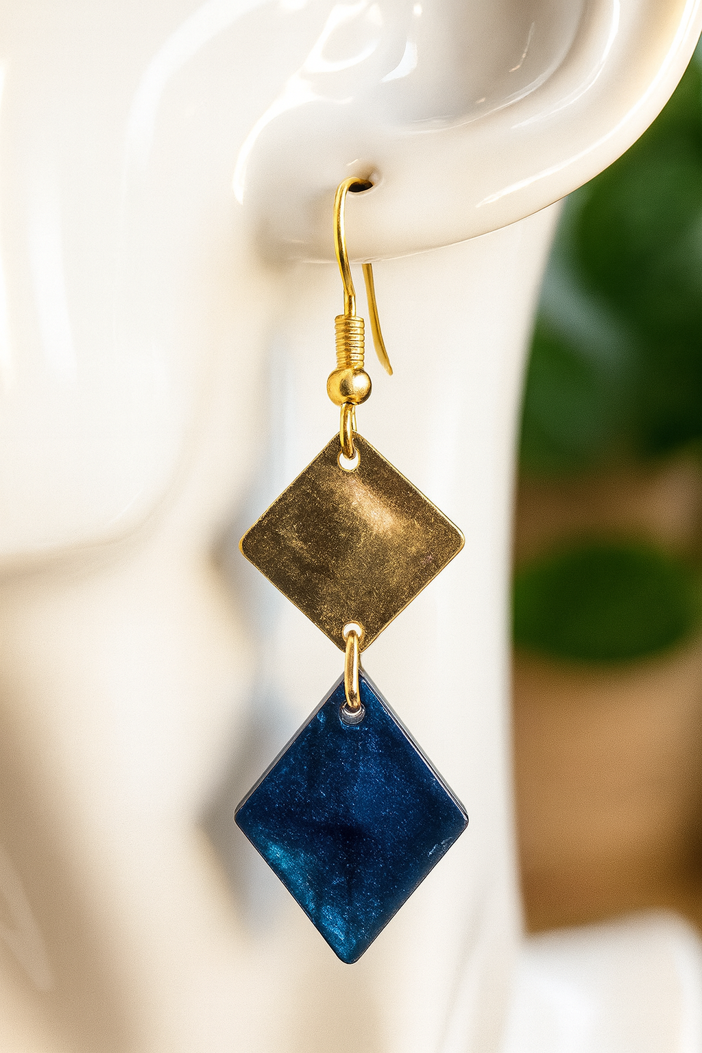Loïs : Boucles d’oreilles en résine Fait main - Handmade Epoxy Earrings